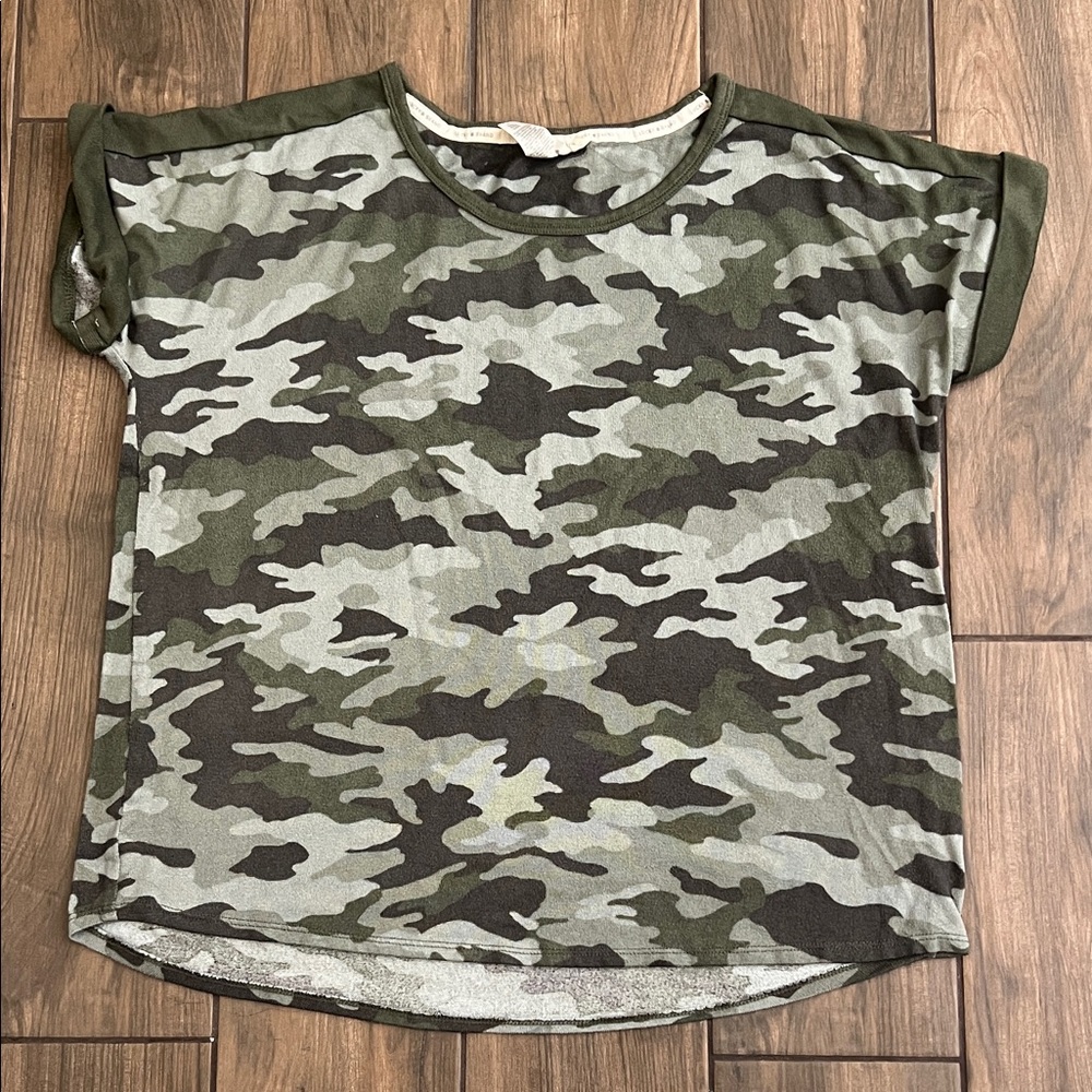 Lucky Brand - 4 Piece Set Camouflage Lounge Set - Picture 4 of 16